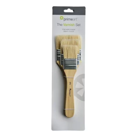 the Prime Art Varnish & Base Paint Brush Set is in the centre of the image. they are on a white card with grey at the top of it. the brushes have brown handles and cream hog hair bristles. they are on a white background