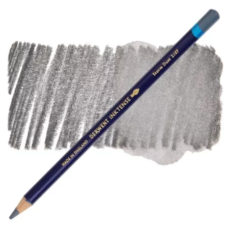 A single Storm Dust Derwent Inktense Colour Pencil is shown diagonally across the center of the frame. The pencil is pointing with it's lead facing towards the bottom left hand corner. The barrel of the pencil is blue and the end of the pencil is colour dipped to match the colour of the lead for easy identification. There is text down the barrel of the pencil with the colour name and brand name. There is a colour swatch of the pencil in the background, that runs horizontally across the center of the frame. The image is center of the frame and on a white background.